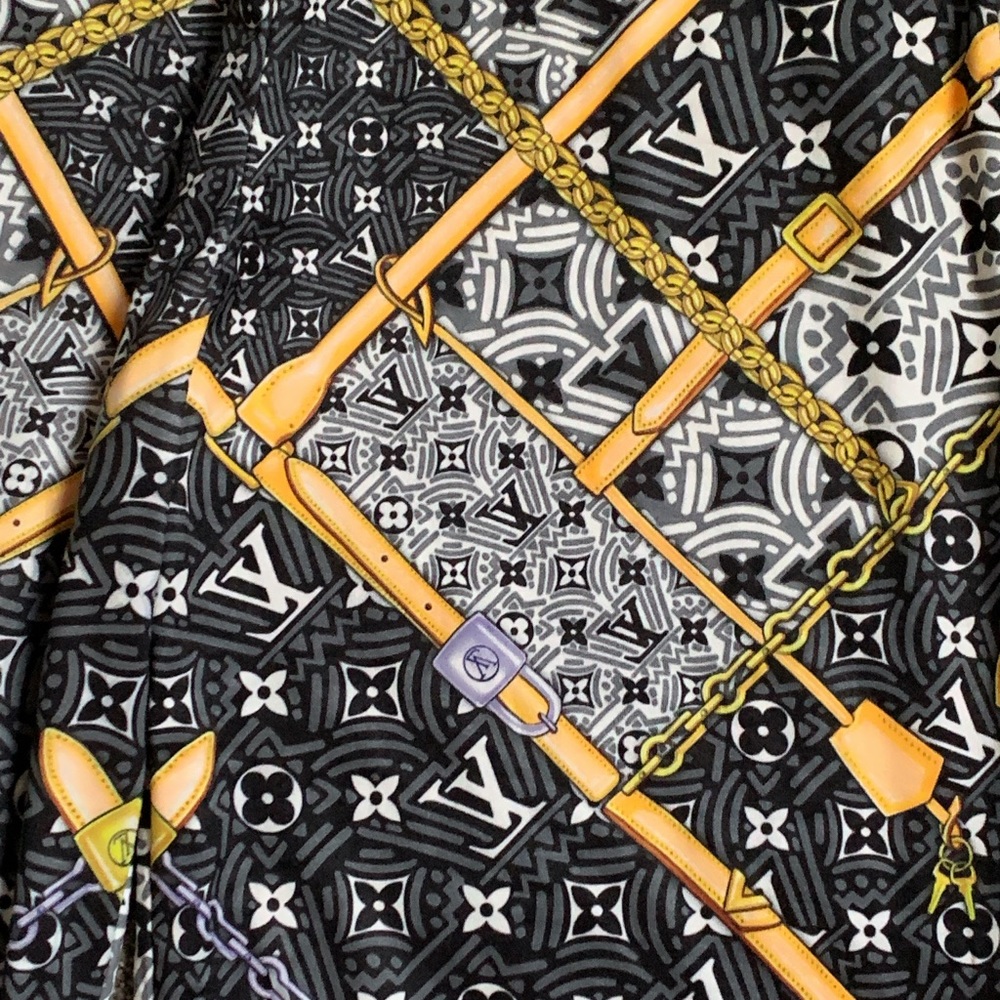 Romper - Picture 2 of 2